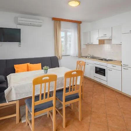 Amazing Apartment In Porec With House Sea View *