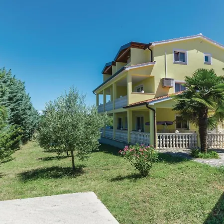 1 Bedroom Beautiful In * Porec