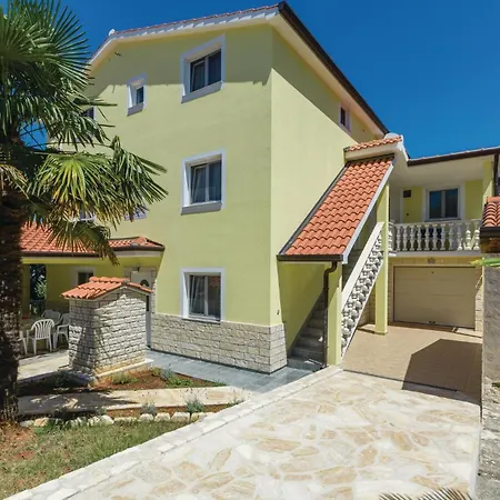 1 Bedroom Beautiful In * Porec