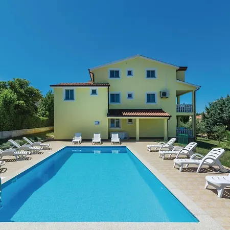 Amazing In With House Sea View